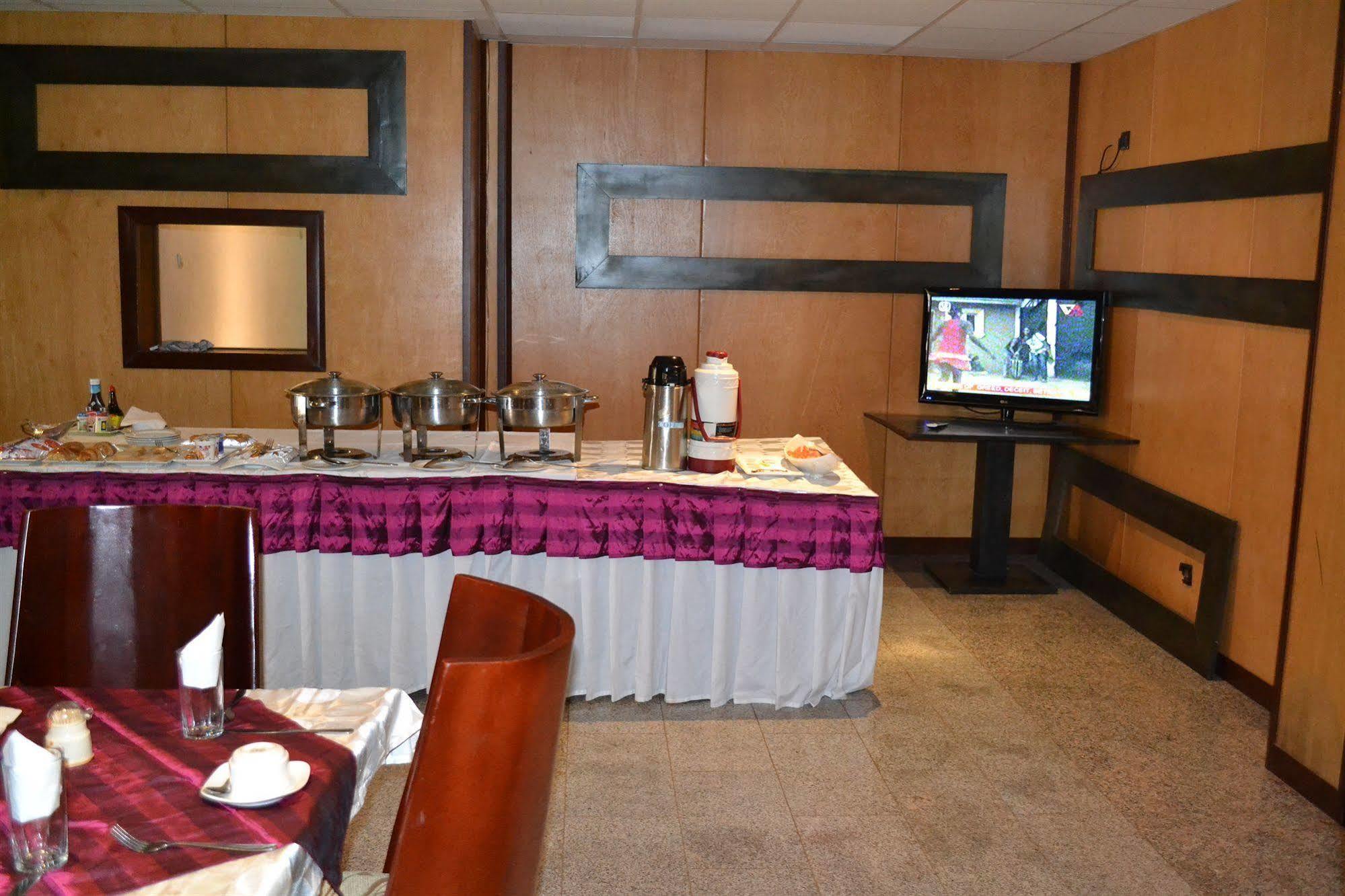 Mawa Hotel Bamenda Exteriör bild